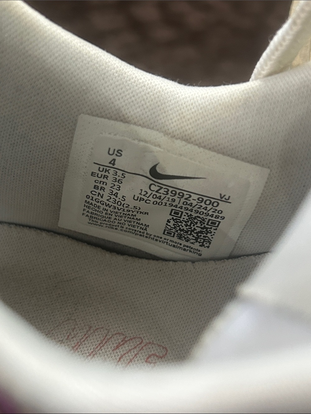 Nike Air Max Earthday everyday Sneakers iWhite with Blue, GreenYellow & Purple - Picture 4 of 7